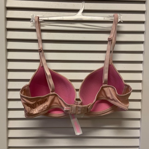 PINK Victoria's Secret Baby Pink Push-Up Bra 34B - Picture 2 of 3
